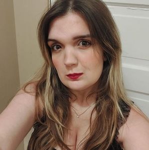 Meet your Posher, Carla